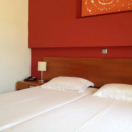 Delfinia Hotel 4*