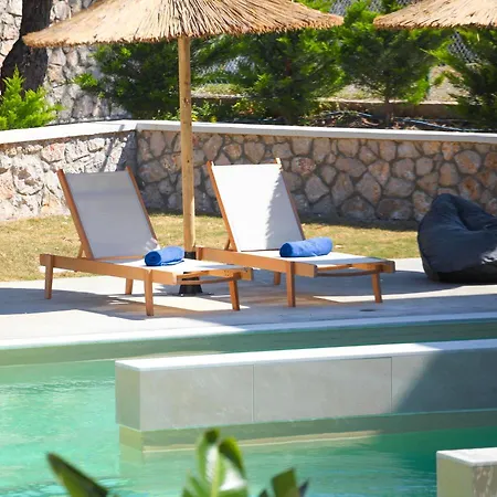 Hotel Delfinia