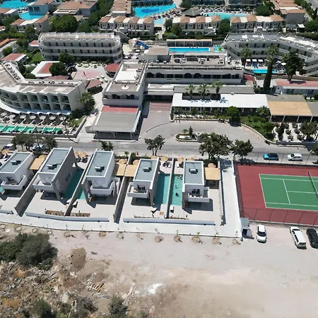 فندق Delfinia
