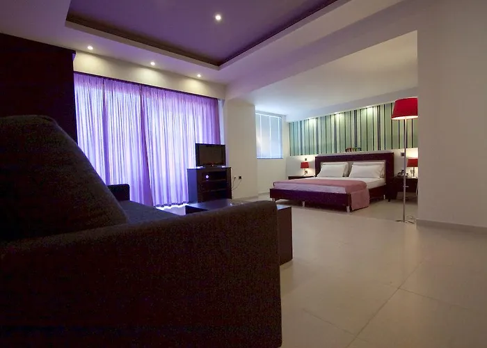 Delfinia كولومبيا