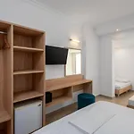 Delfinia Hotel 4*