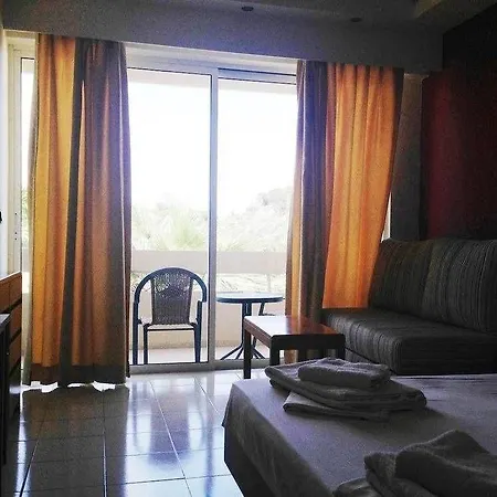 Delfinia Hotel