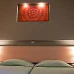 Hotell Delfinia 4*