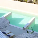 Delfinia Hotell 4*
