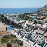Delfinia Hotell
