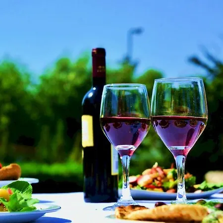 Delfinia Колимбия