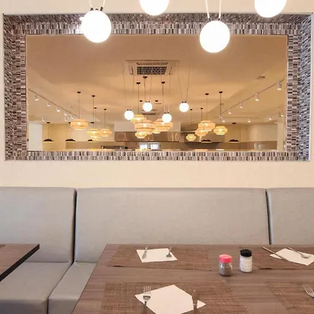 Delfinia Hotel 4*