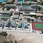 Hotel Delfinia