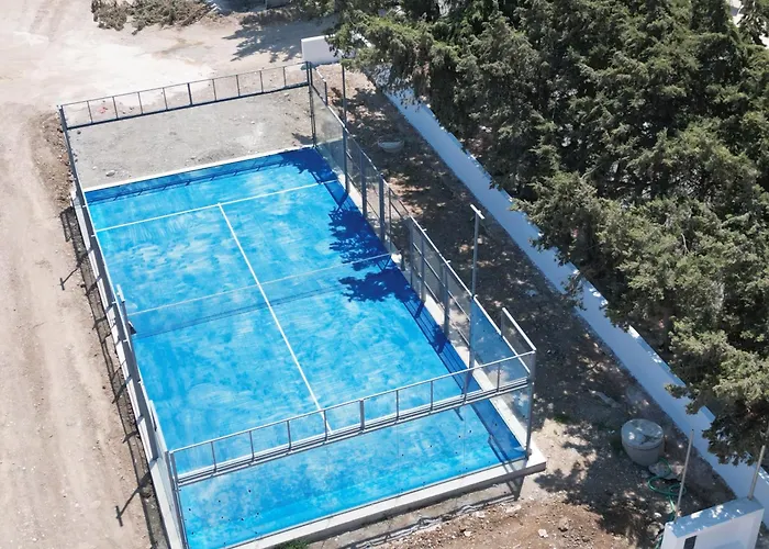 Delfinia Szálloda 4*