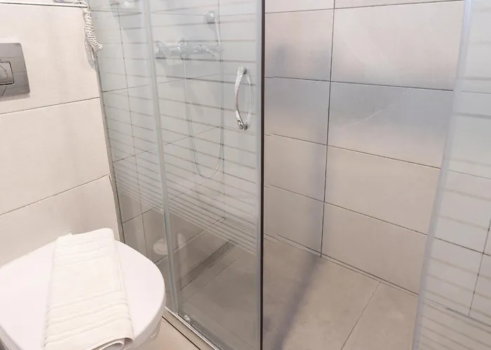 Szálloda Delfinia 4*